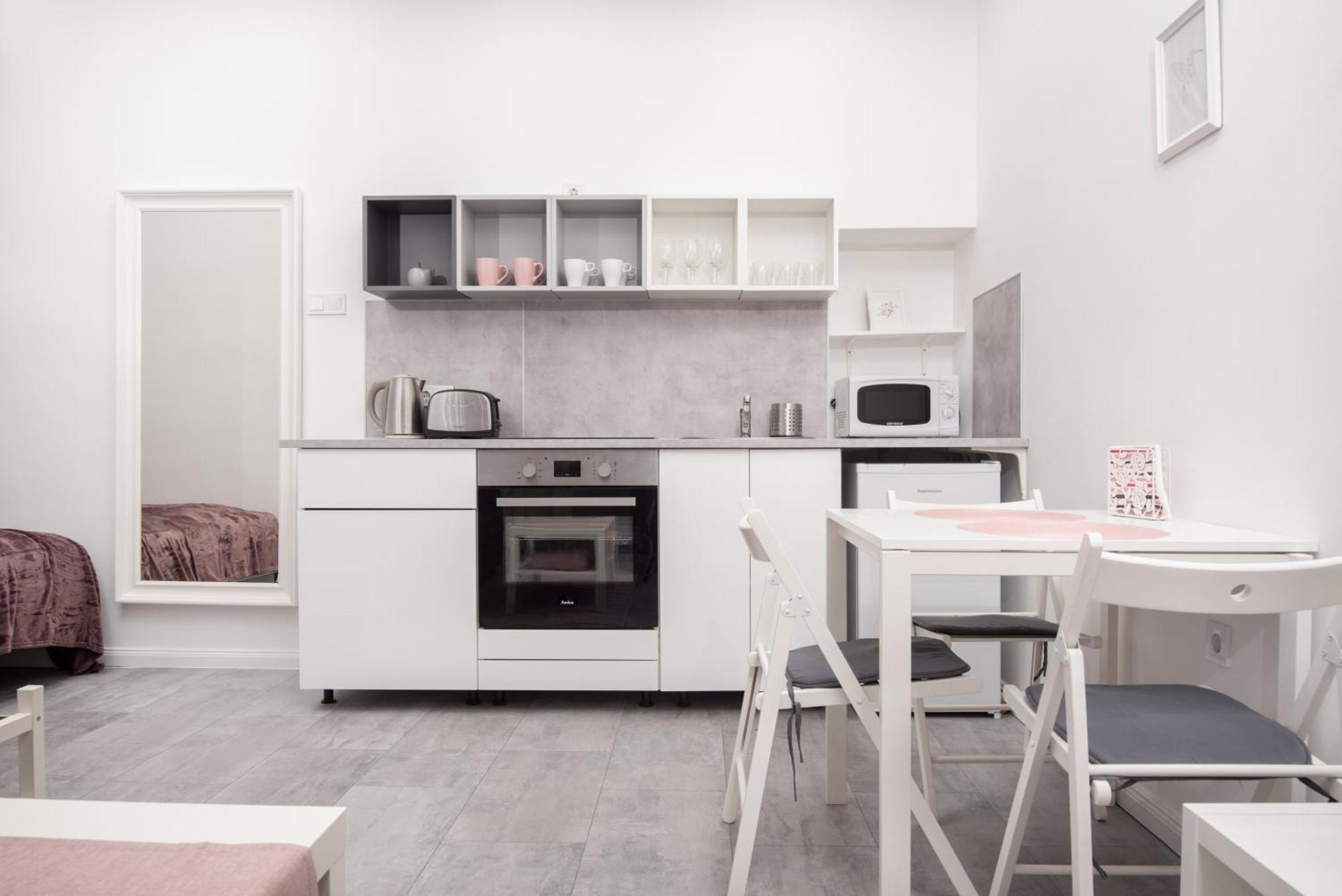 Maja'S Sweet Little Home With Free Parking And Air Condition — Photos 1